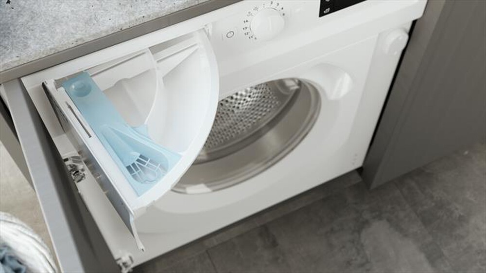 "HOTPOINT ARISTON - Lavatrice incasso BI WMHG 71483 EU N 7 Kg Classe D"