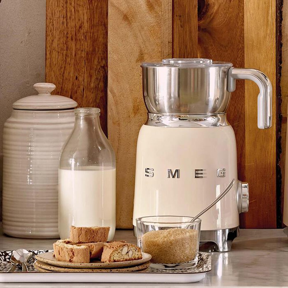 "SMEG - Montalatte a induzione MFF11CREU-Panna"