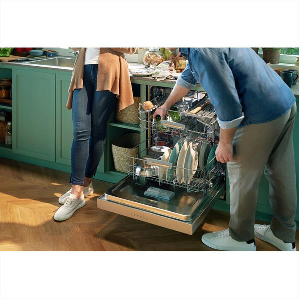 Immagine del prodotto HOTPOINT ARISTON - Lavastoviglie HFO 3O32 CW X Classe D 14 coperti