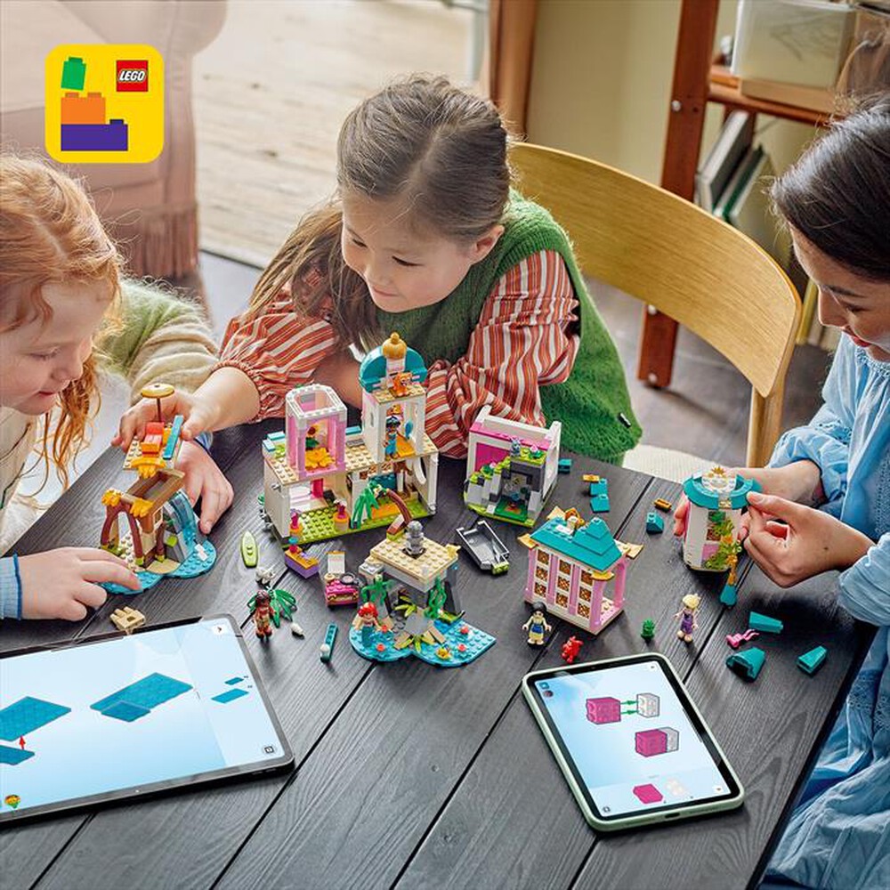"LEGO - CASTELLO DELLA PRINCIPESSA E ANIMALI REALI-,"