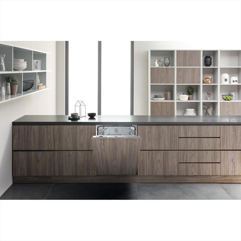 "HOTPOINT ARISTON - Lavastoviglie incasso HI 5030 W Classe D"