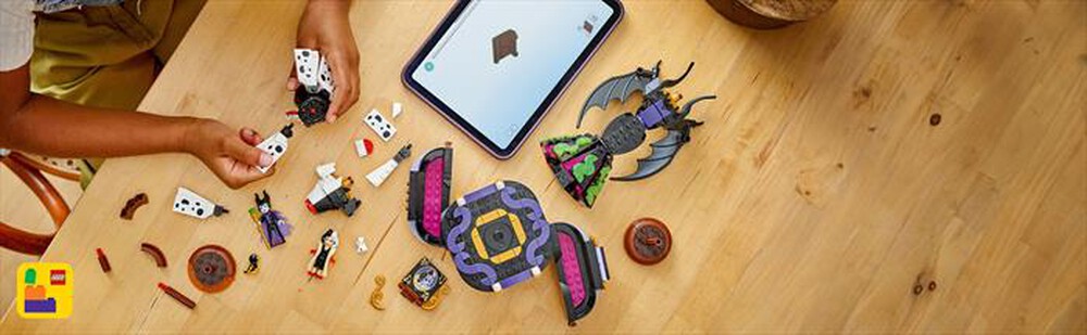 Immagine del prodotto LEGO - DISNEY CLASSIC Abiti di Malefica e Crudelia 43262