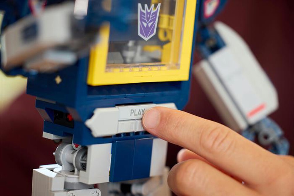 Immagine del prodotto LEGO - ICONS Transformers: Soundwave 10358