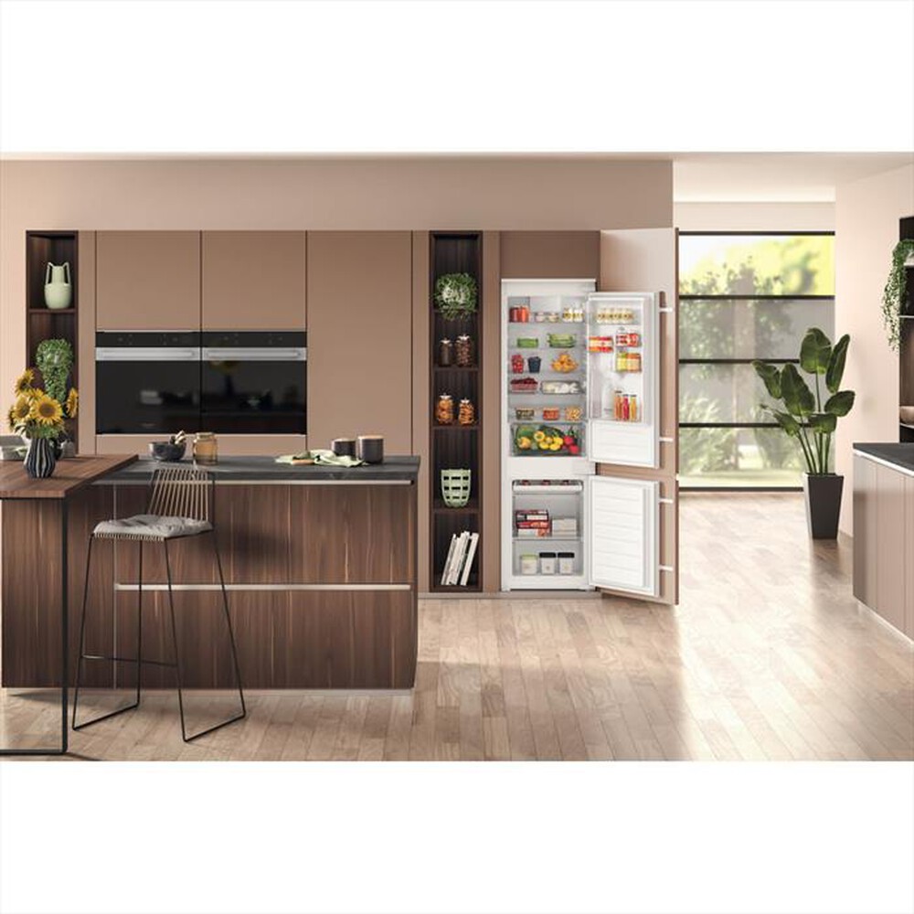 Immagine del prodotto HOTPOINT ARISTON - Frigorifero combinato HAC18D011A1 Classe E 268 lt