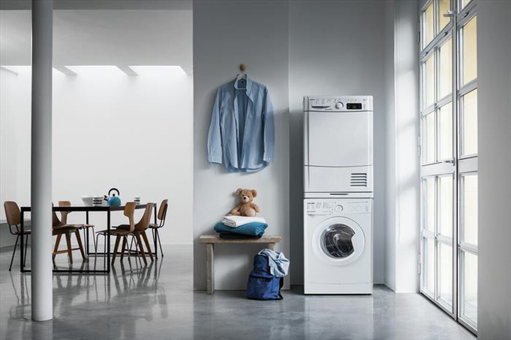 Immagine del prodotto INDESIT - Lavatrice EWC 81283 W IT N 8 Kg Classe D