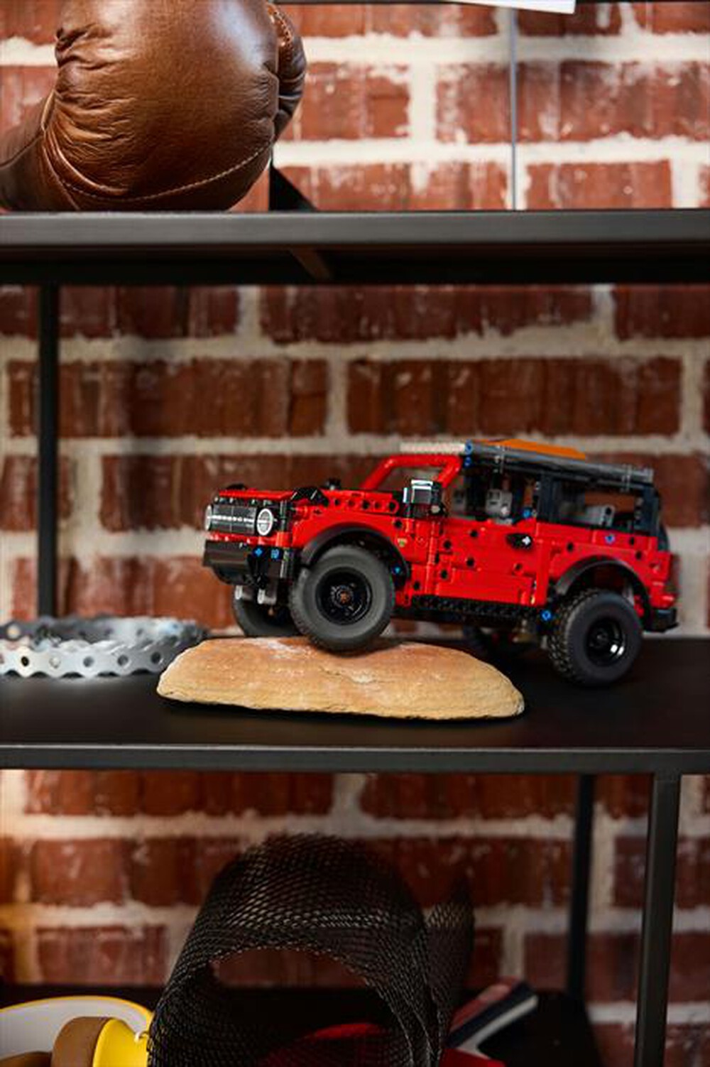 Immagine del prodotto LEGO - TECHNIC SUV Ford Bronco® 42213