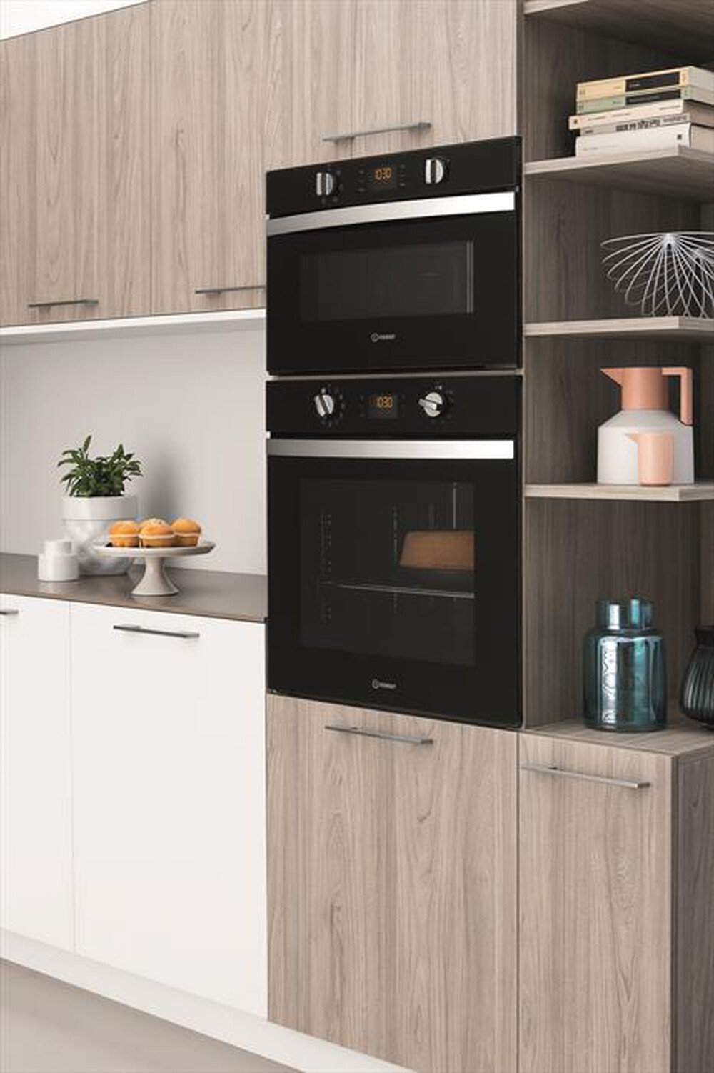 "INDESIT - Forno incasso elettrico IFW 4844 H BL Classe A+"