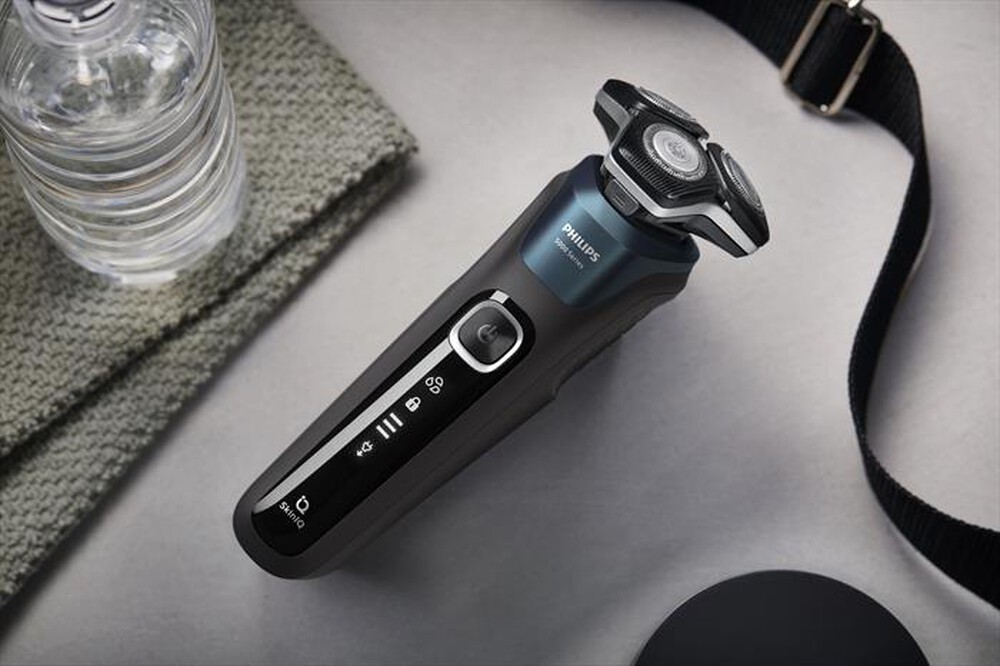 "PHILIPS - Rasoio S5889/11"