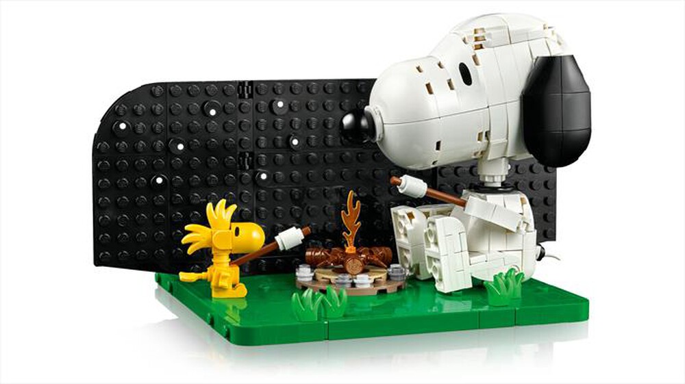 Immagine del prodotto LEGO - IDEAS Peanuts: la cuccia di Snoopy - 21368