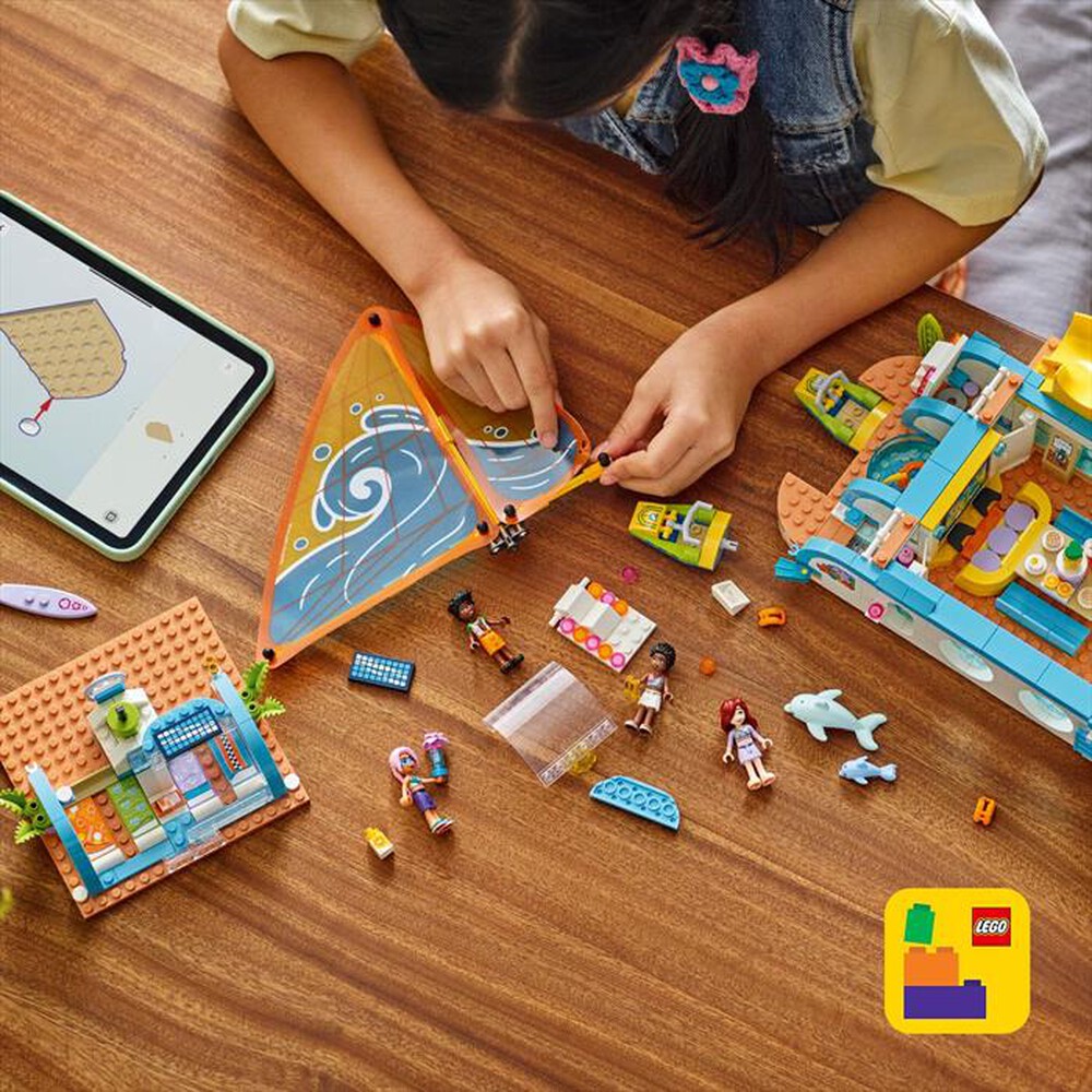 "LEGO - FRIENDS Avventura sul catamarano - 42664"
