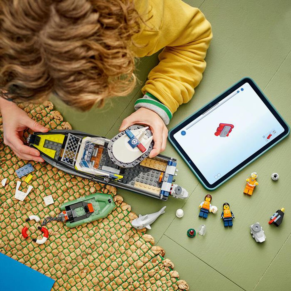"LEGO - INSEGUIMENTO DEL MOTOSCAFO DELLA POLIZIA-,"
