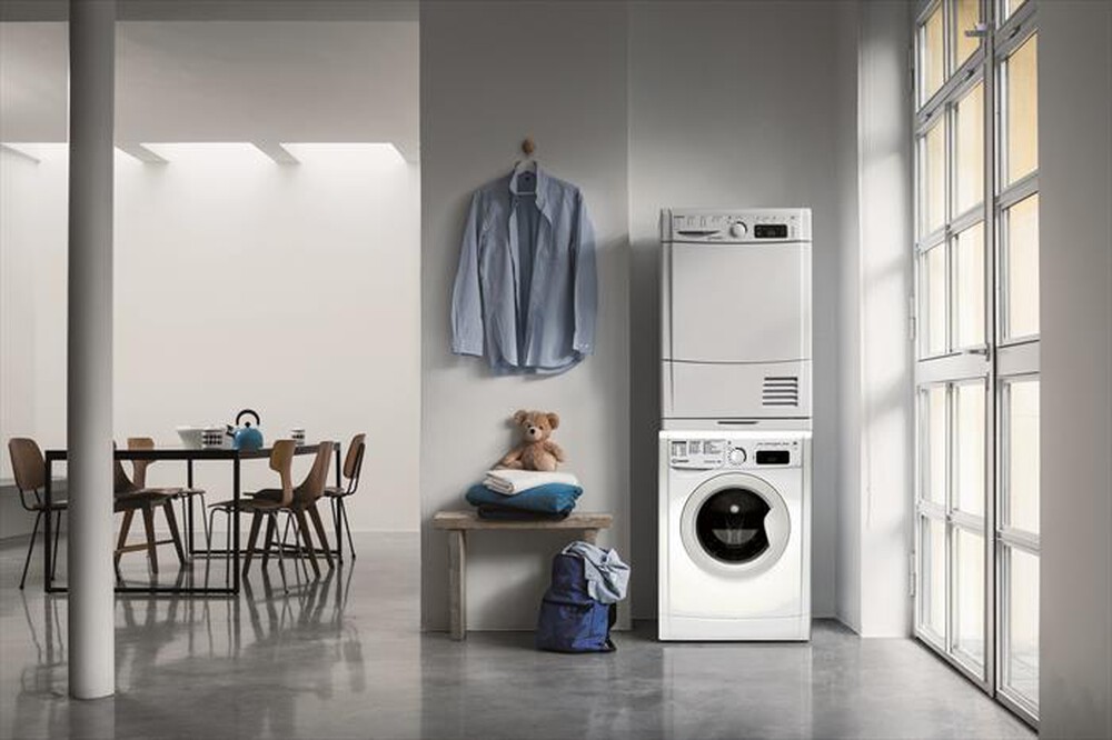 "INDESIT - Lavatrice EWE 81283 W IT N 8 Kg Classe D"