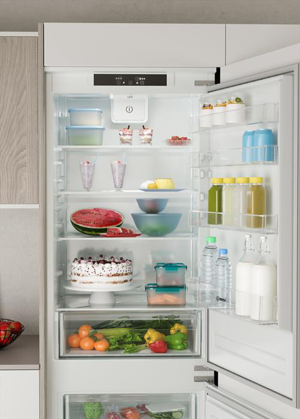 "INDESIT - Frigorifero incasso IND 401 Classe F"