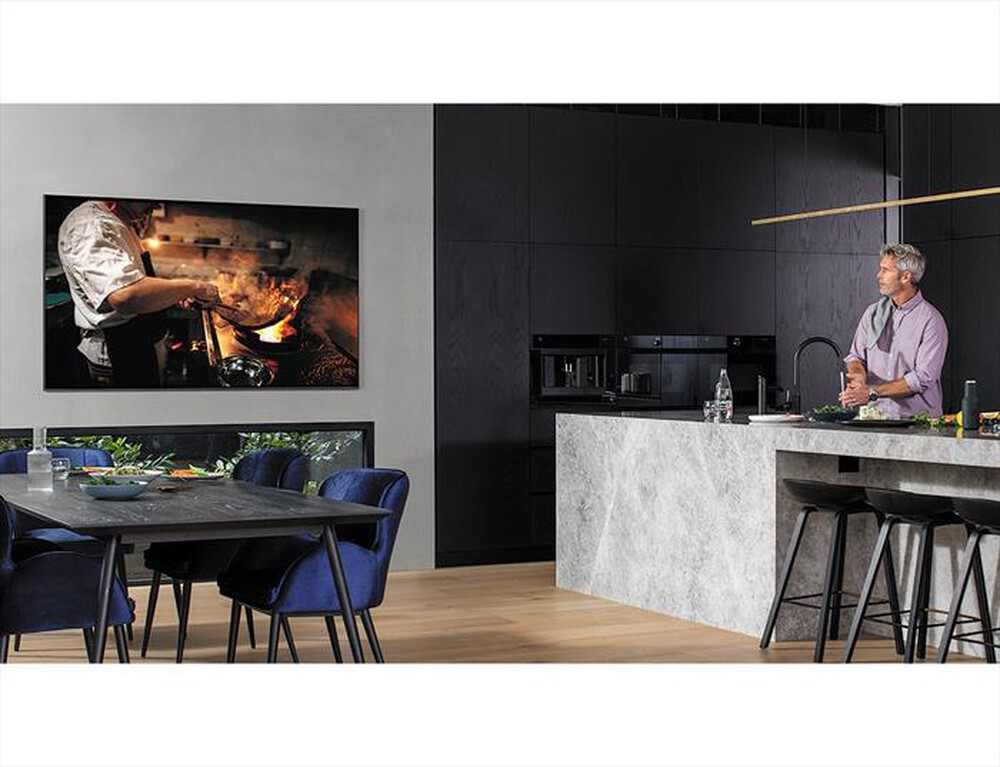 "SAMSUNG - QE82Q800TATXZT"