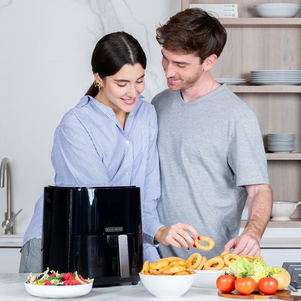 "BLACK & DECKER - Friggitrice ad aria BXAF5000E-NERO"