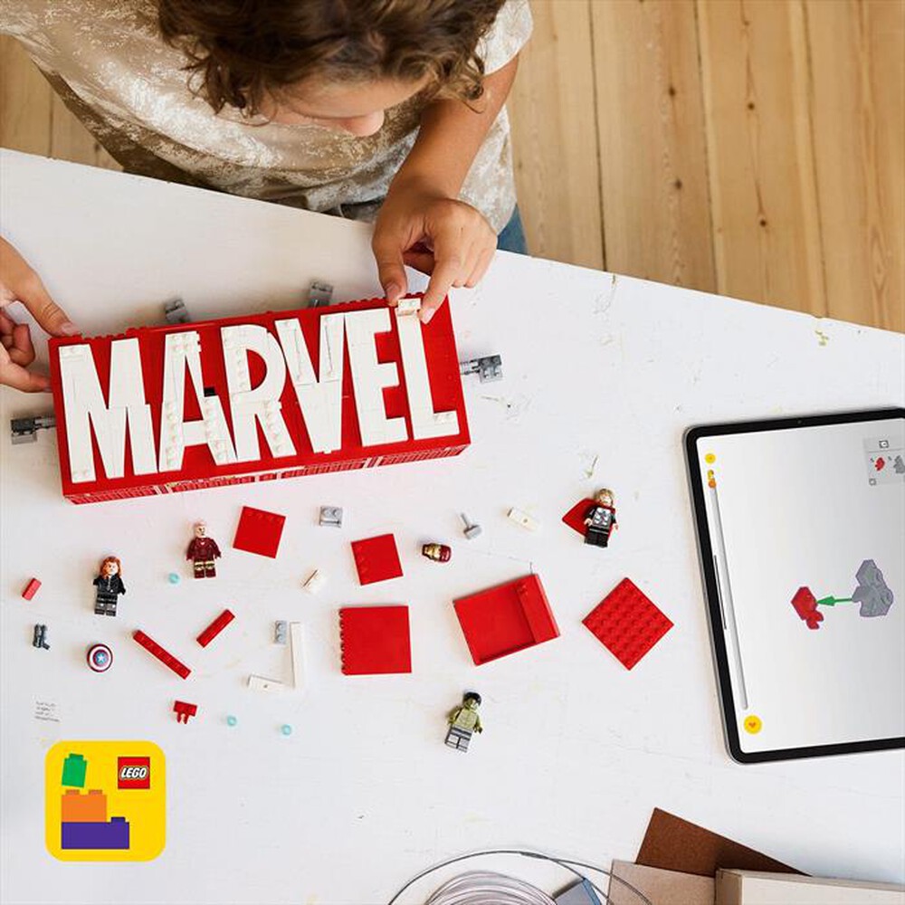 Immagine del prodotto LEGO - SUPER HEROES MARVEL Logo e Minifigure MARVEL 76313