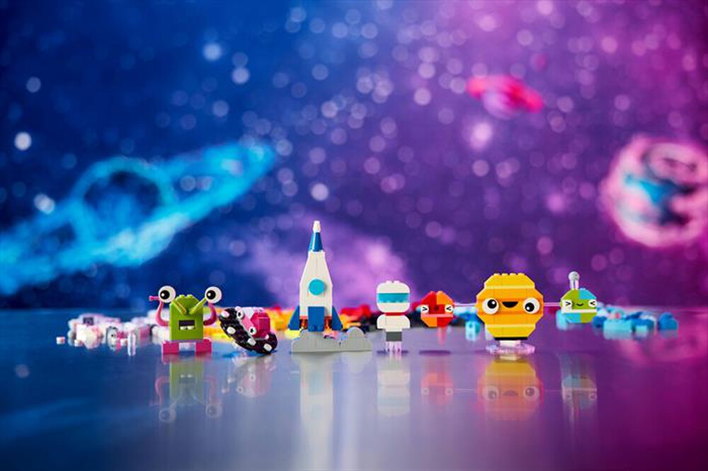 Immagine del prodotto LEGO - CLASSIC Pianeti dello spazio creativi 11037