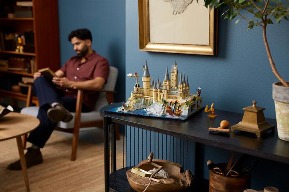 Immagine del prodotto LEGO - HARRY POTTER Castello e parco di Hogwarts 76419