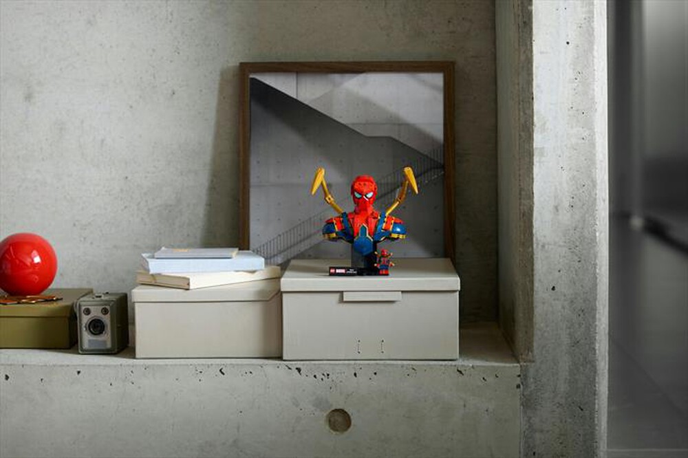 Immagine del prodotto LEGO - 76326 BUSTO DI IRON SPIDER-MAN-,