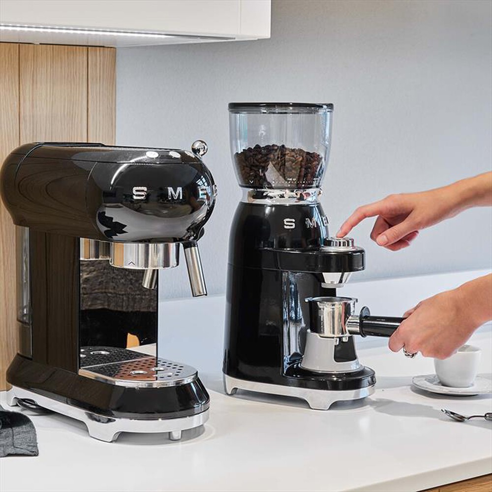 "SMEG - Macchina da Caffè Manuale 50's Style – ECF01BLEU-nero"