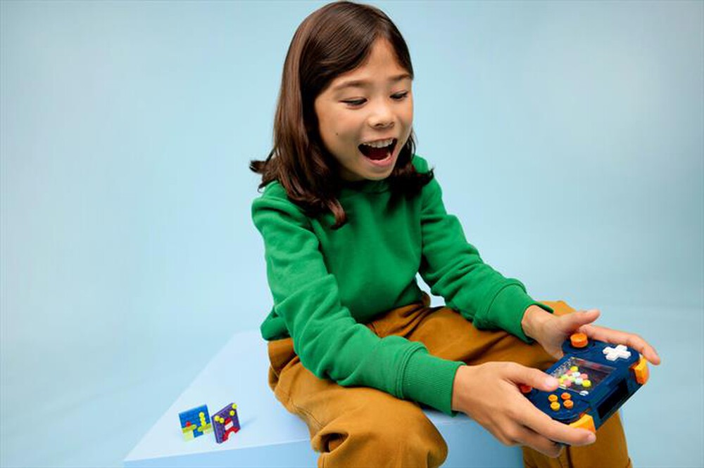 Immagine del prodotto LEGO - CREATOR 3IN1 Console di gioco retr&ograve; - 31380