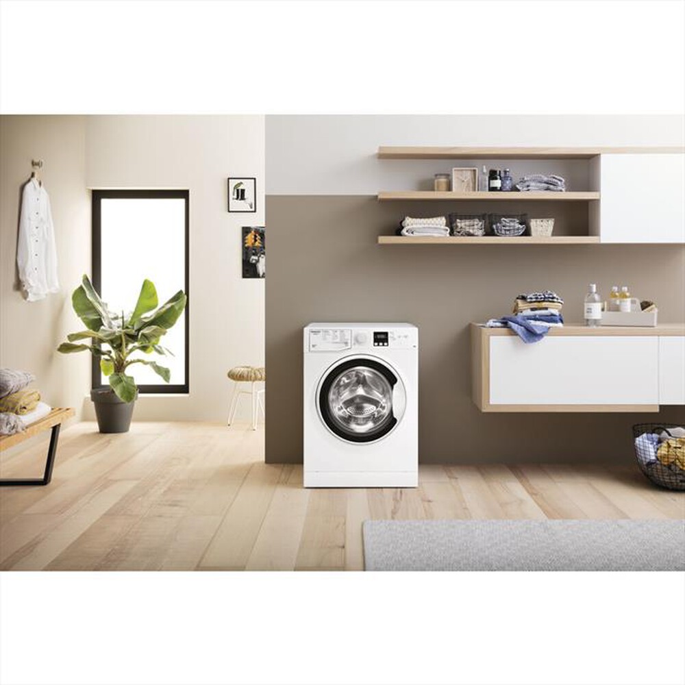 "HOTPOINT ARISTON - Lavatrice slim RSSF 621 W IT N 6 Kg Classe F"