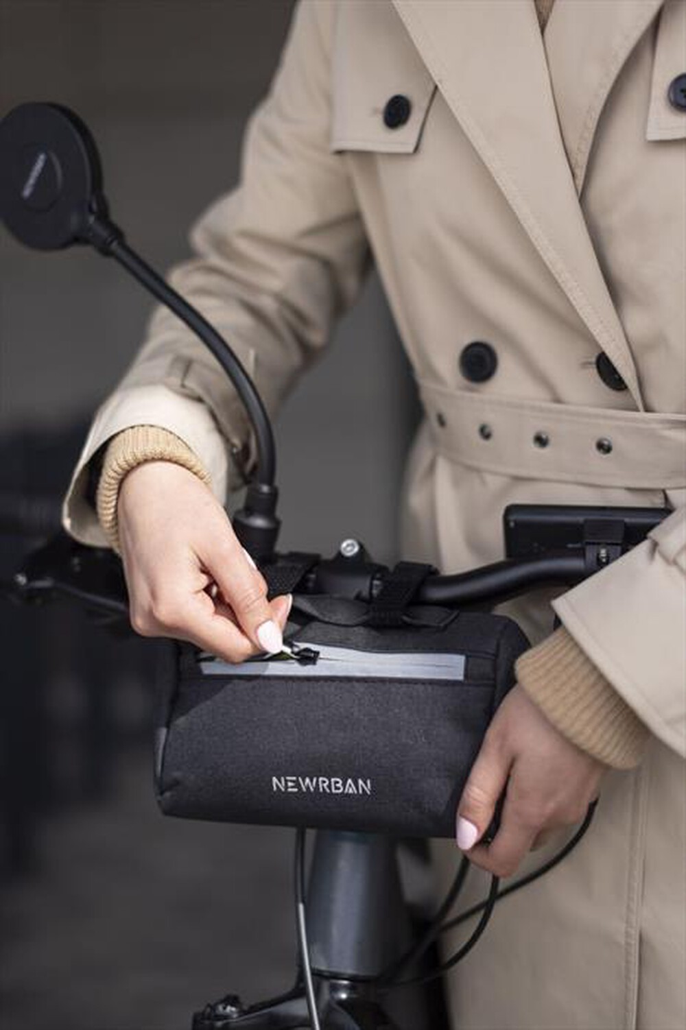 "CELLULARLINE - Borsa portaoggetti per manubrio NEWMBAGHANDLEBARSK-Nero"
