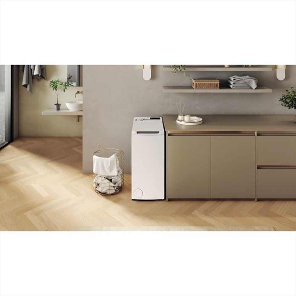 "WHIRLPOOL - Lavatrice TDLR 7251BS IT 7 Kg Classe B"