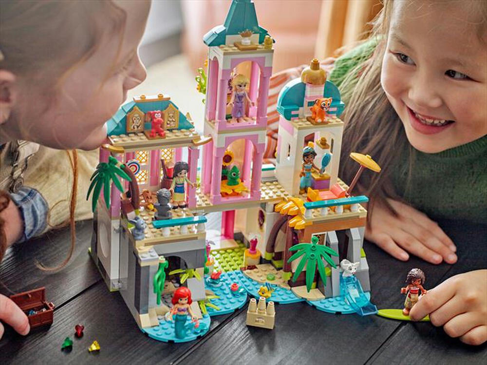 "LEGO - CASTELLO DELLA PRINCIPESSA E ANIMALI REALI-,"