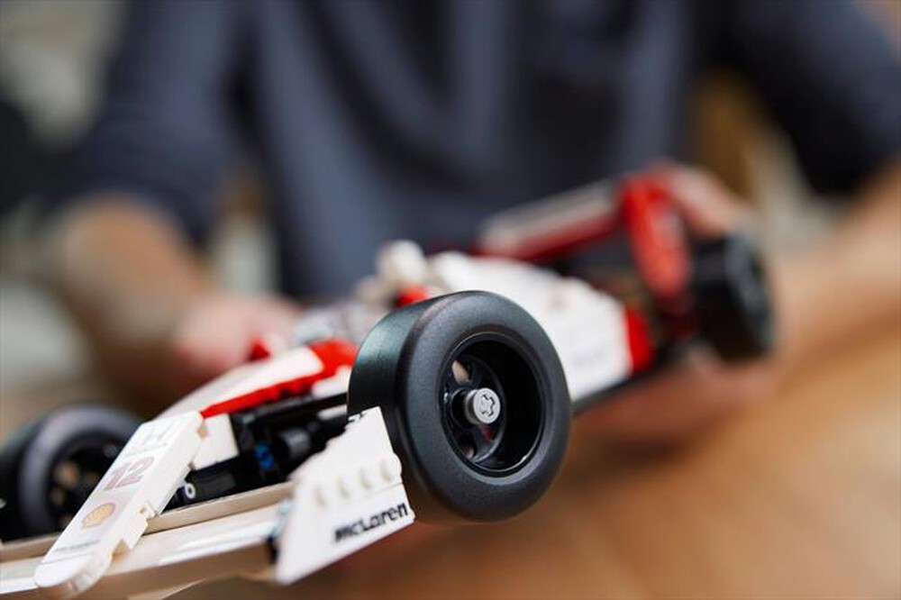 Immagine del prodotto LEGO - ICONS McLaren MP4/4 e Ayrton Senna 10330