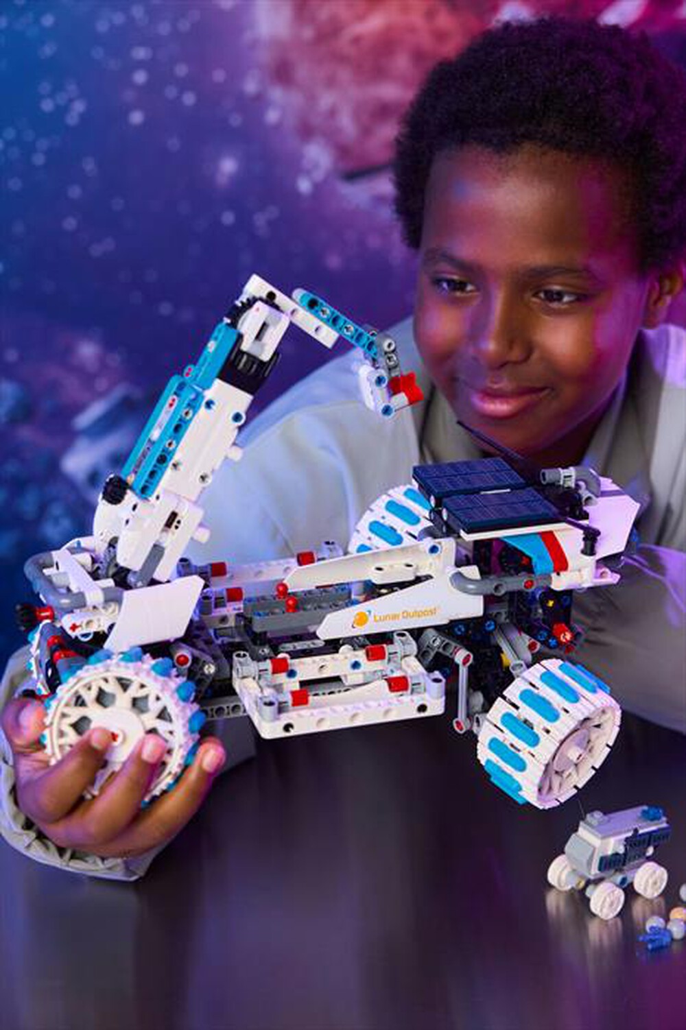 Immagine del prodotto LEGO - 42211 VEICOLO SPAZIALE ROVER LUNARE LUNAR OUTPOST-,