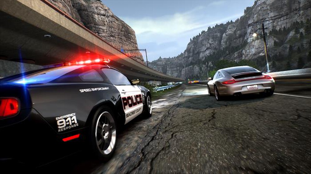 "ELECTRONIC ARTS - NEED FOR SPEED HOT PURSUIT REMASTERED SWITCH"