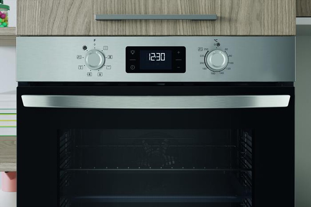 Immagine del prodotto INDESIT - Forno multifunzione IO 255H X Classe A 71lt