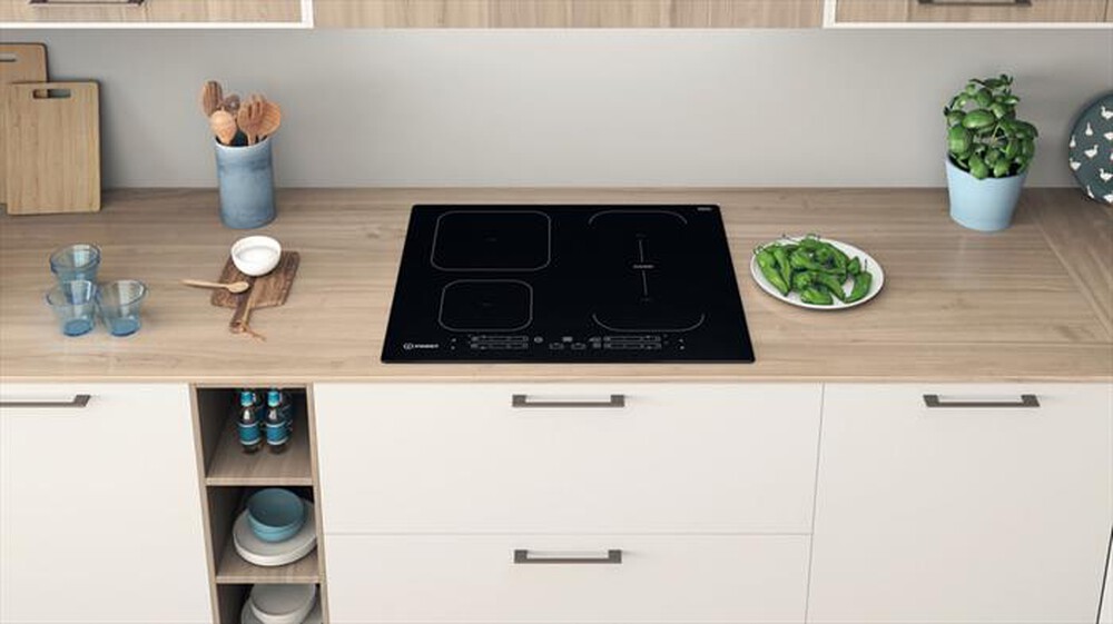 Immagine del prodotto INDESIT - Piano cottura induzione IB 65B60 NE 59 cm-Nero