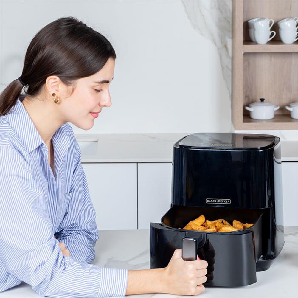 "BLACK & DECKER - Friggitrice ad aria BXAF5000E-NERO"