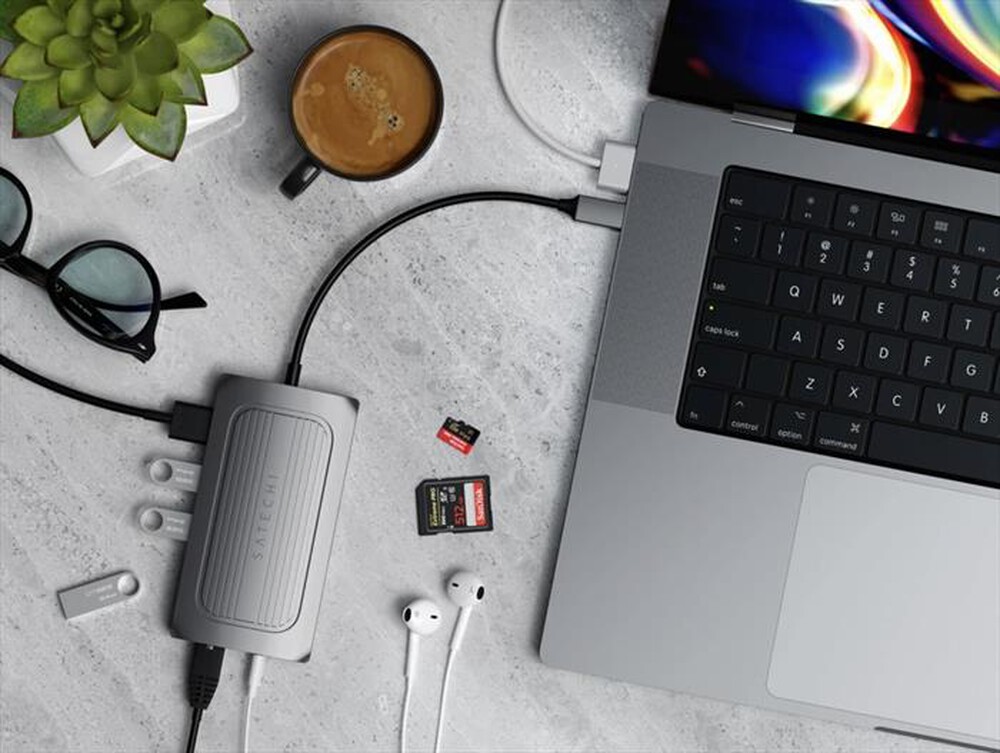 "SATECHI - USB4 MULTIPORT ADAP 8K"