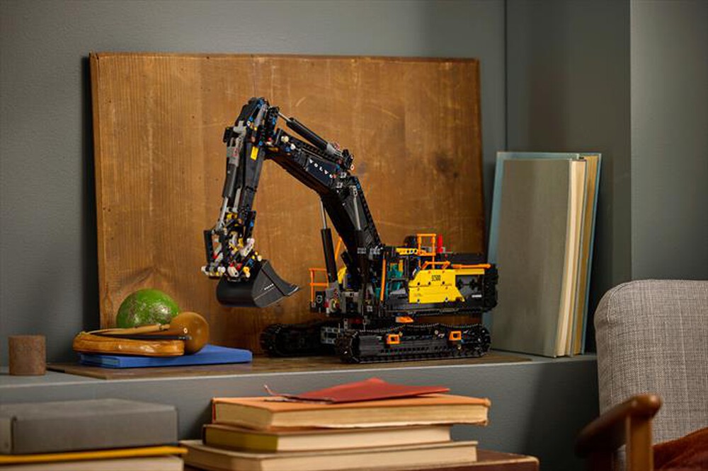 Immagine del prodotto LEGO - TECHNIC Escavatore Volvo EC500 Hybrid 42215
