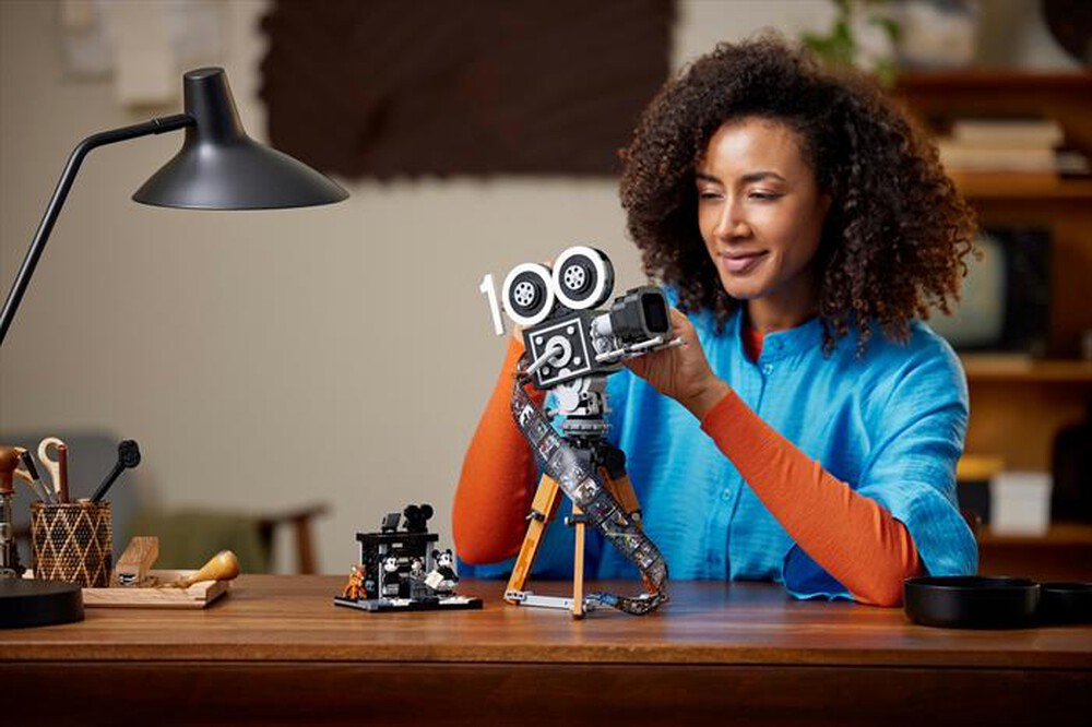 Immagine del prodotto LEGO - DISNEY CLASSIC Cinepresa omaggio Walt DISNEY 43230