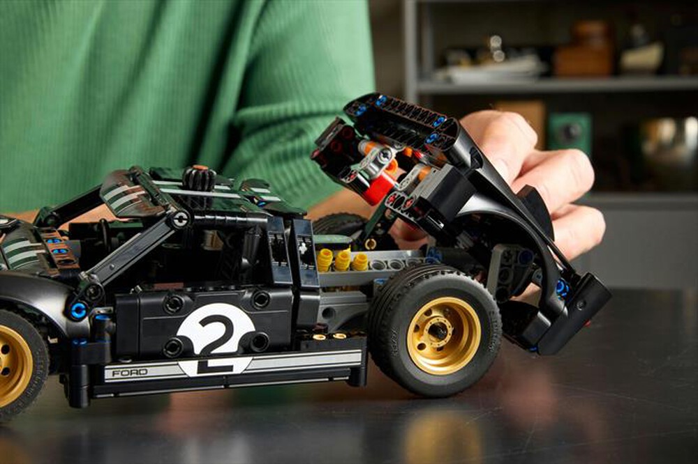 Immagine del prodotto LEGO - TECHNIC Auto da corsa Ford GT40 MKII 1966 - 42223