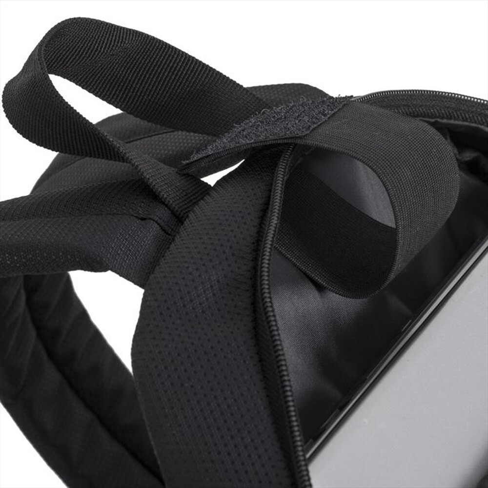 "RIVACASE - 8065 ZAINO PER NOTEBOOK DA 15,6\"-Nero"