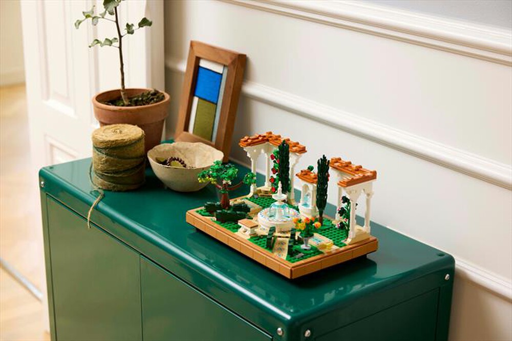 Immagine del prodotto LEGO - ICONS Il giardino della fontana 10359