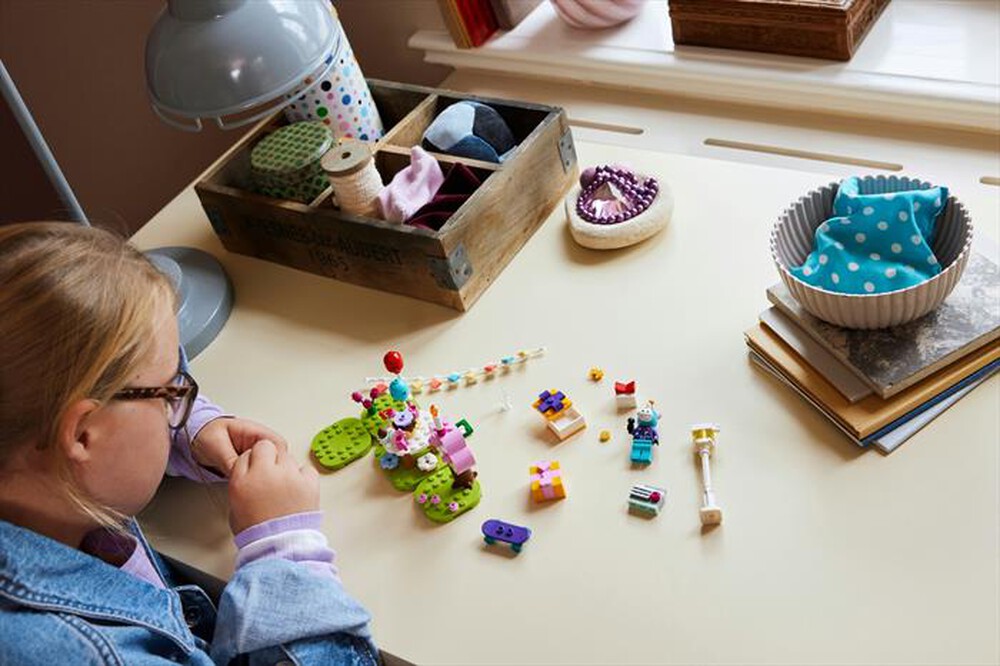 Immagine del prodotto LEGO - ANIMAL CROSSING Festa di compleanno Giuliano 77046