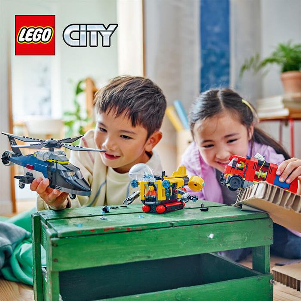 Immagine del prodotto LEGO - CITY Elicottero, autopompa e sottomarino 60462