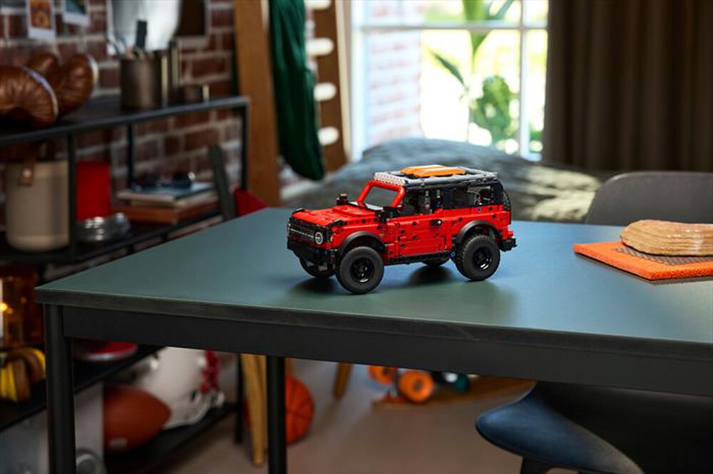Immagine del prodotto LEGO - 42213 SUV FORD BRONCO-,