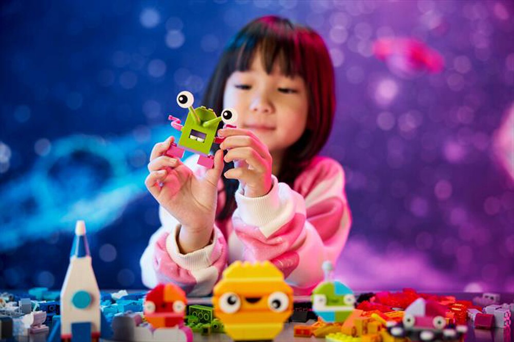 Immagine del prodotto LEGO - CLASSIC Pianeti dello spazio creativi 11037