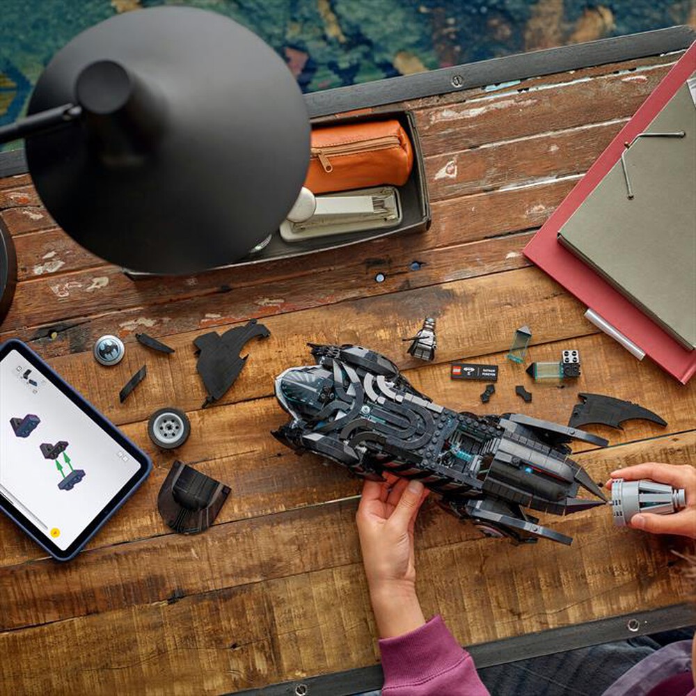 Immagine del prodotto LEGO - SUPER HEROES DC Batmobile&trade; Batman Forever&trade; 76304