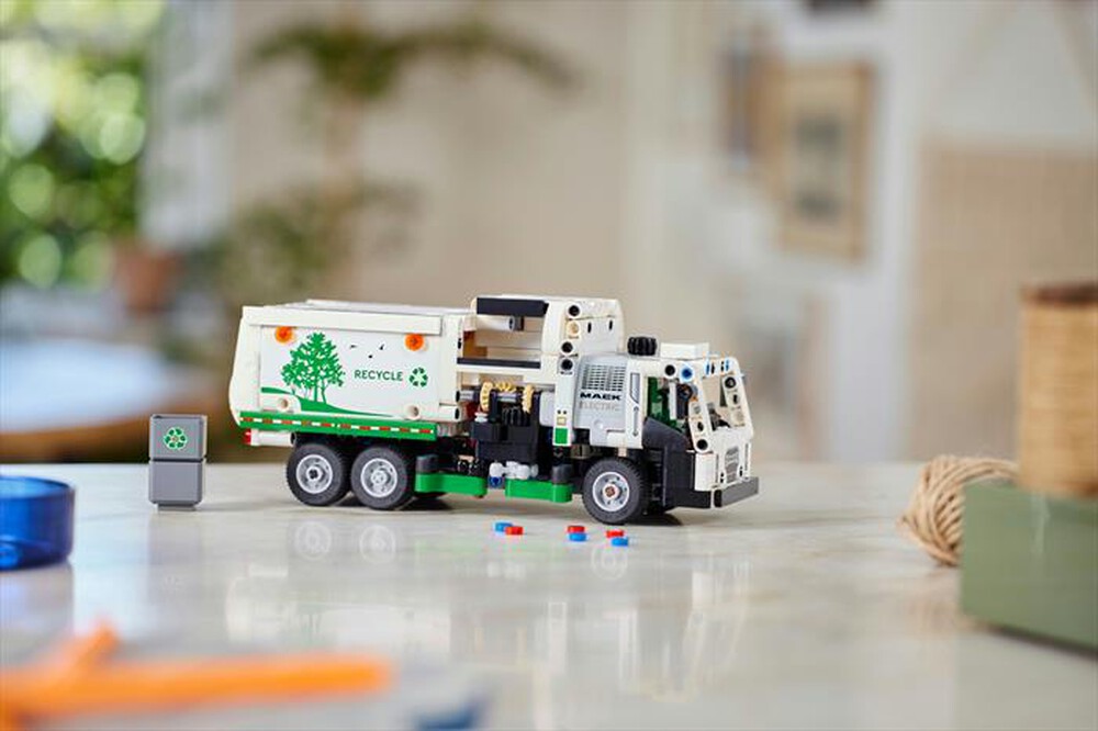 Immagine del prodotto LEGO - TECHNIC Camion spazzatura Mack LR Electric 42167