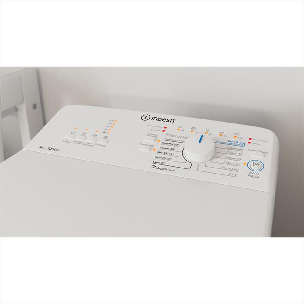 "INDESIT - Lavatrice BTW L50300 IT/N 5 Kg Classe D"