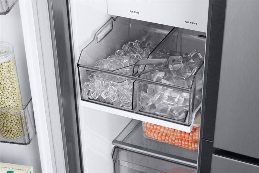 "SAMSUNG - Frigorifero 3 porte RH69B8941S9/EF Classe E 645 lt-METAL INOX"