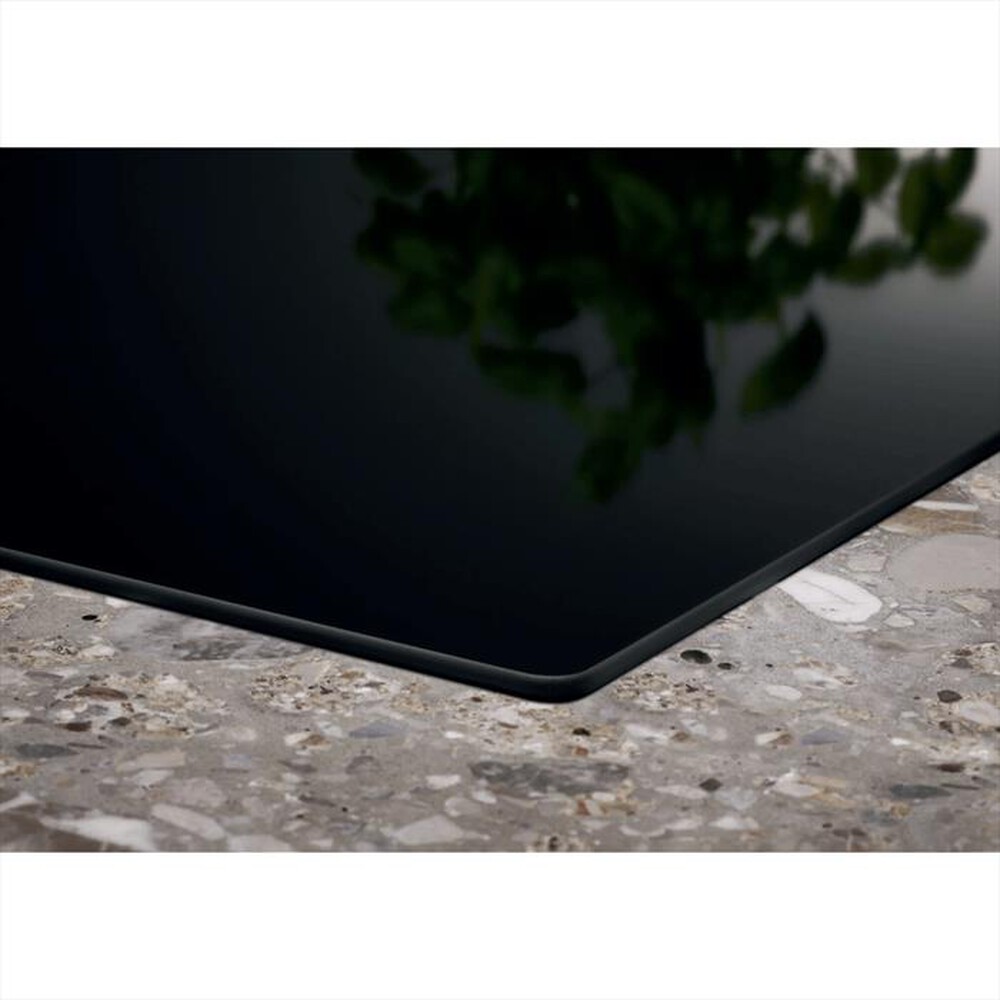 Immagine del prodotto ELECTROLUX - Piano cottura induzione EIS82449C 78 cm-Nero